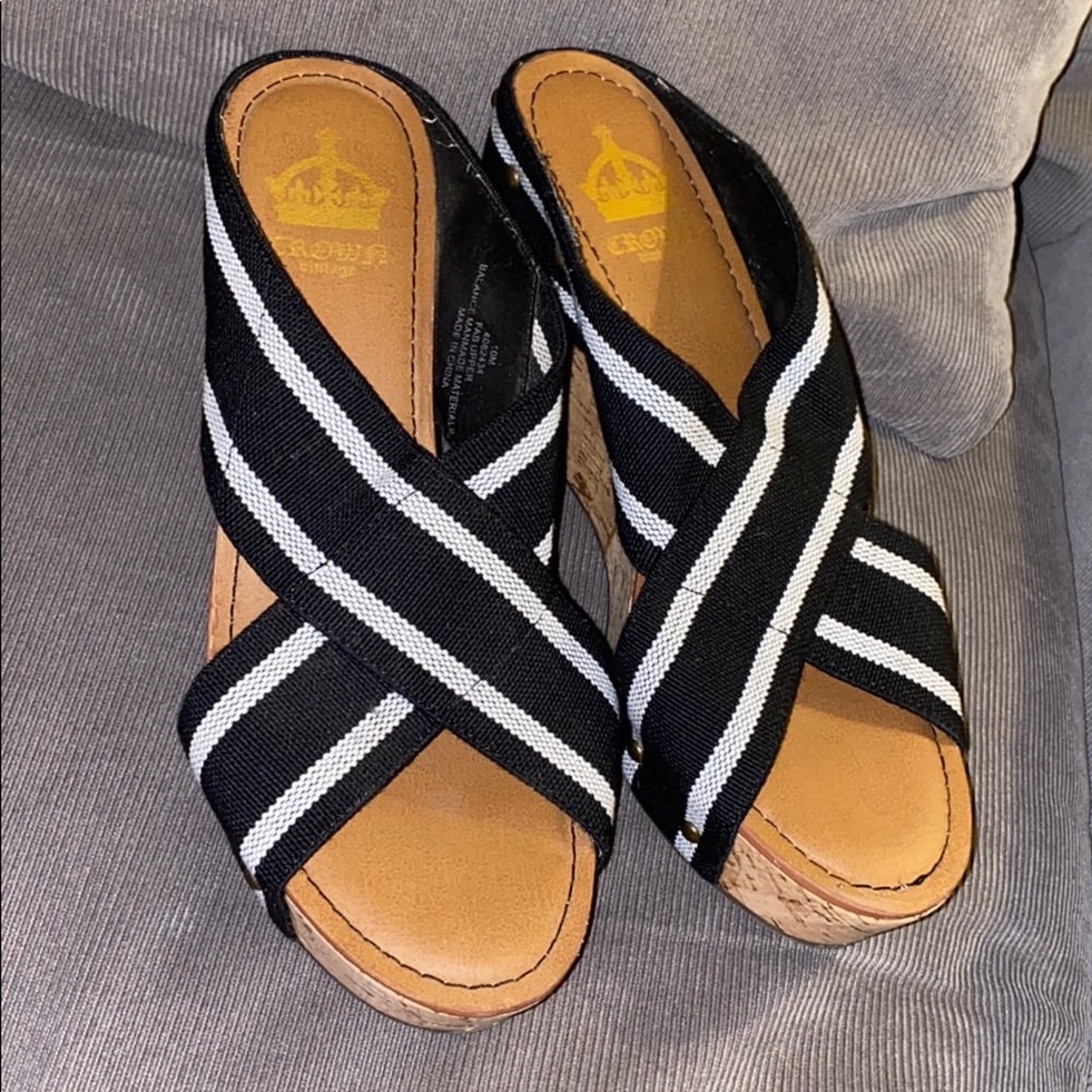 Open toe wedge sandals